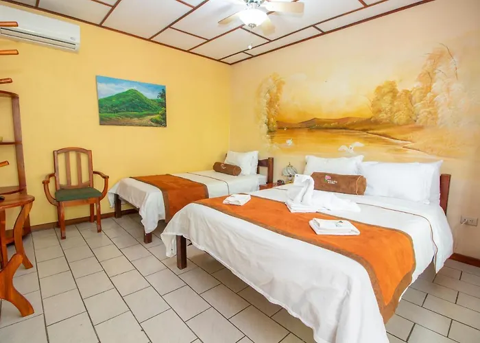 Hotel La Rosa De America