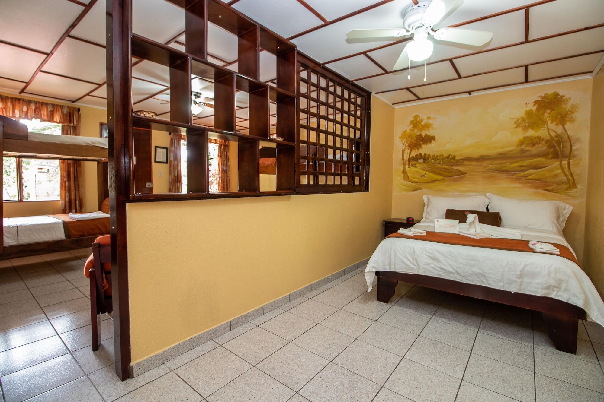 Hotel La Rosa De America Coyol