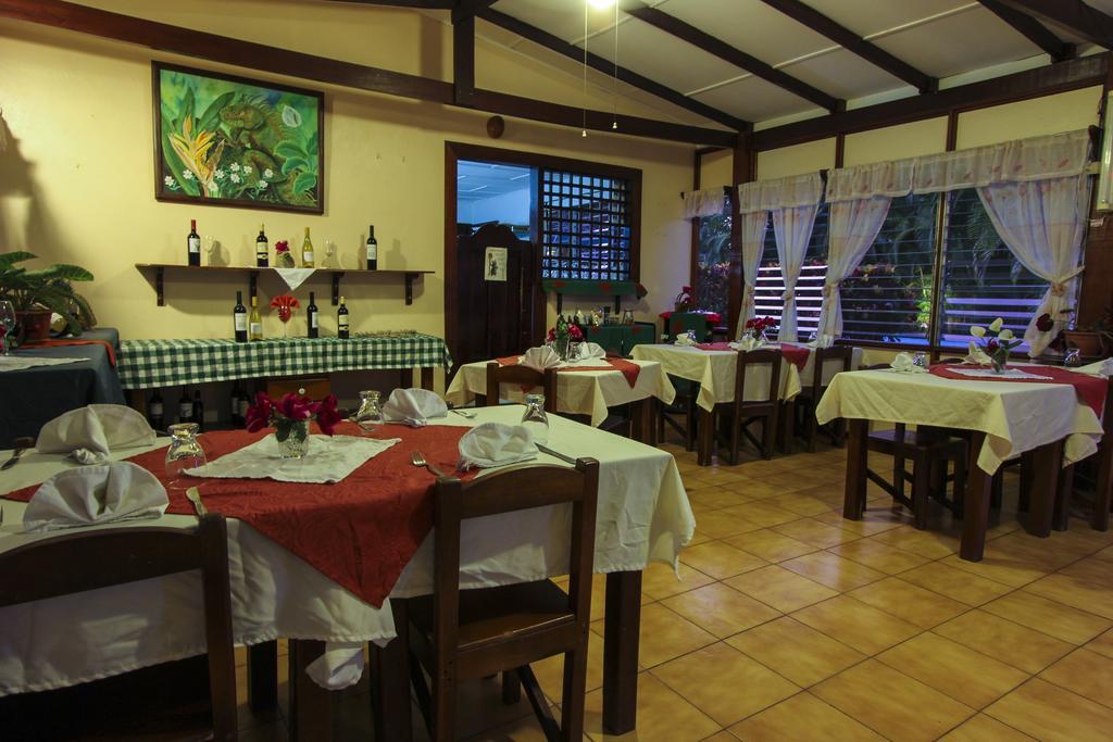 Hotel La Rosa De America 3*