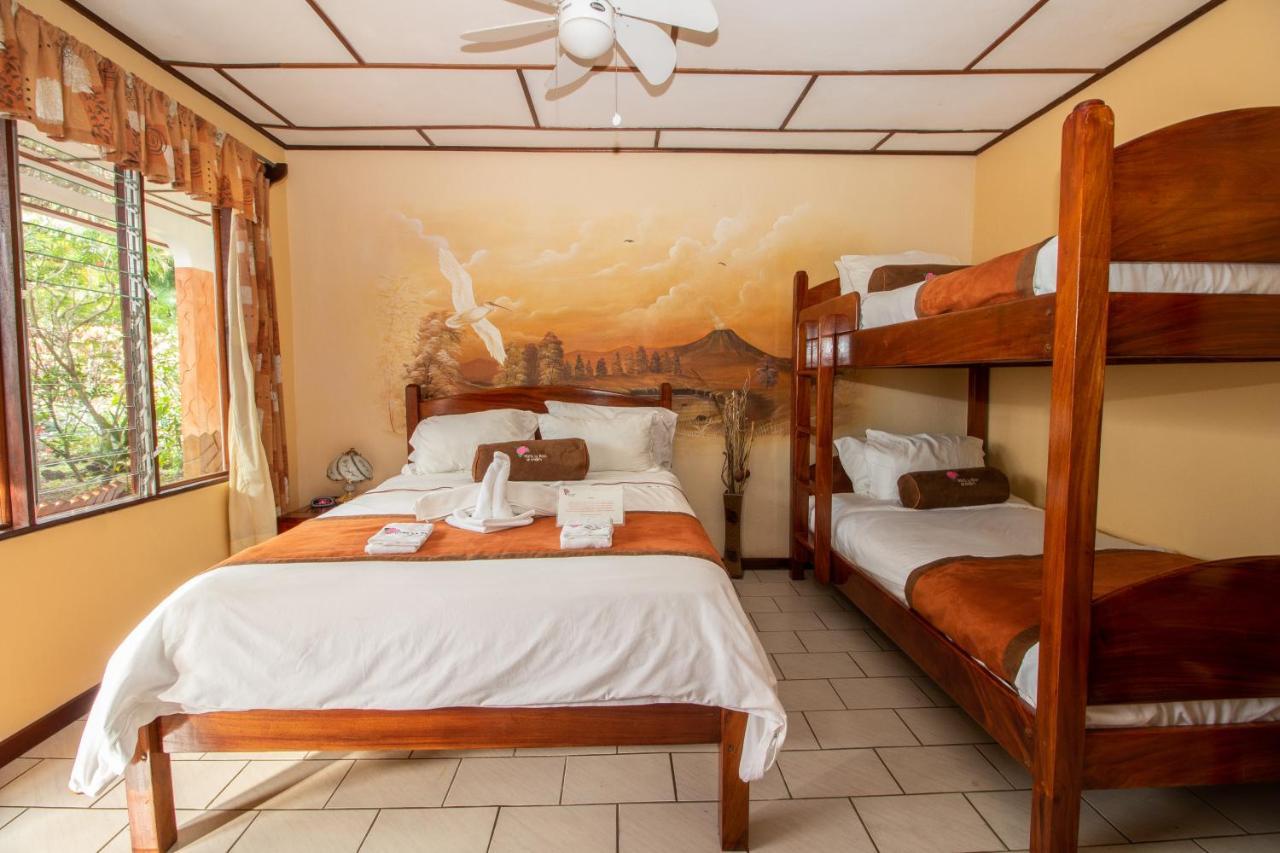 Hotel La Rosa De America