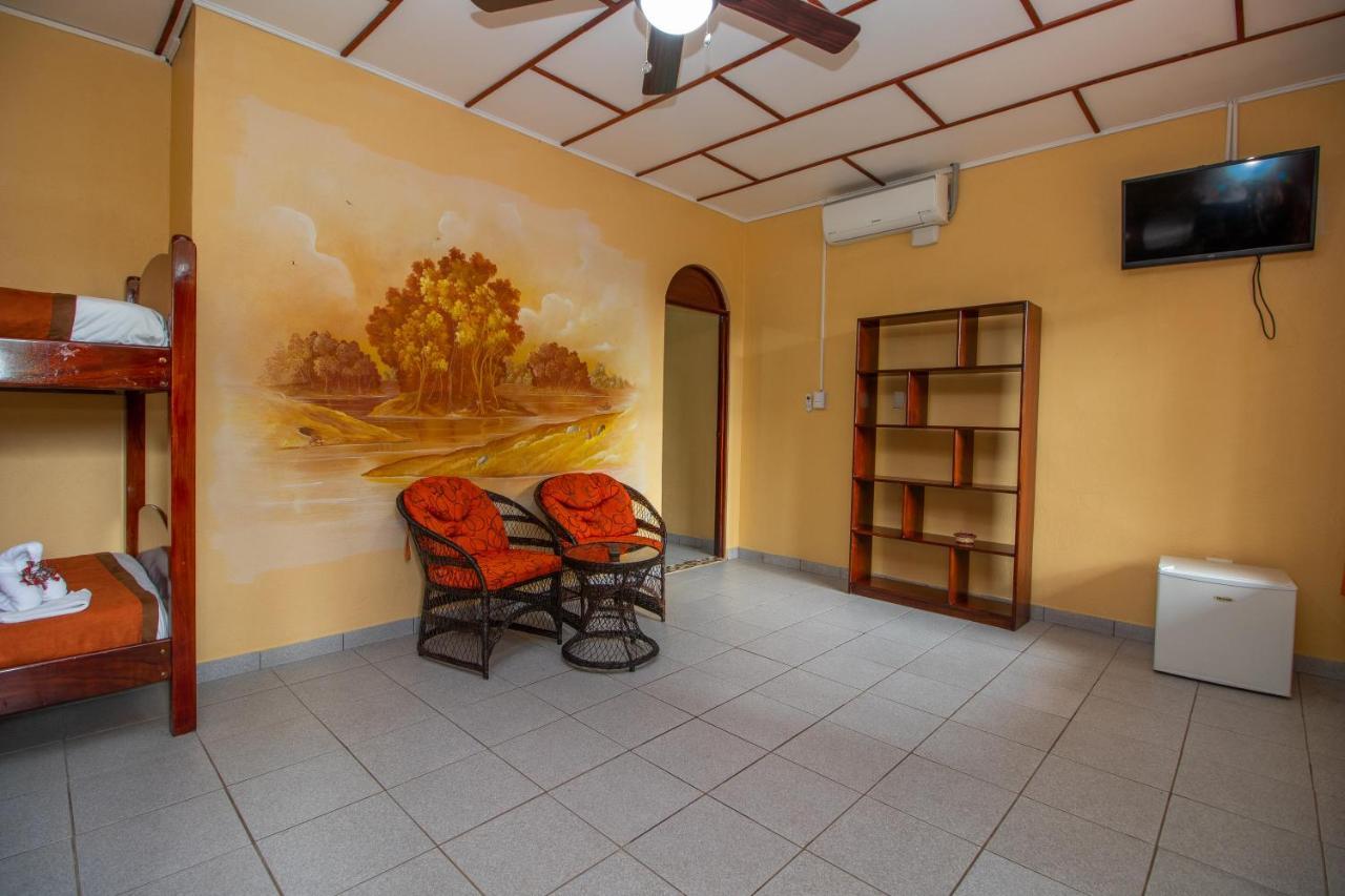 Hotel La Rosa De America 3*